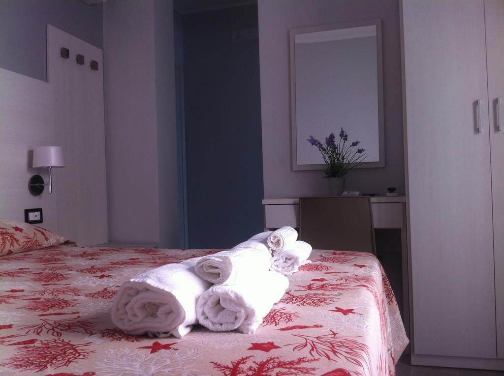 Meuble Leonetti Bed & Breakfast Centola Room photo