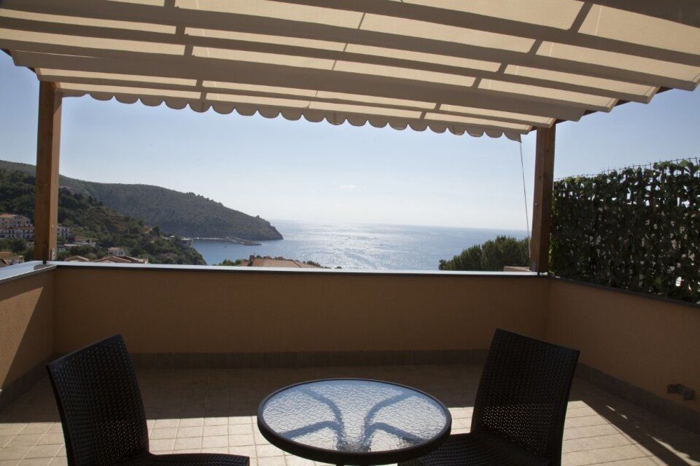 Meuble Leonetti Bed & Breakfast Centola Exterior photo